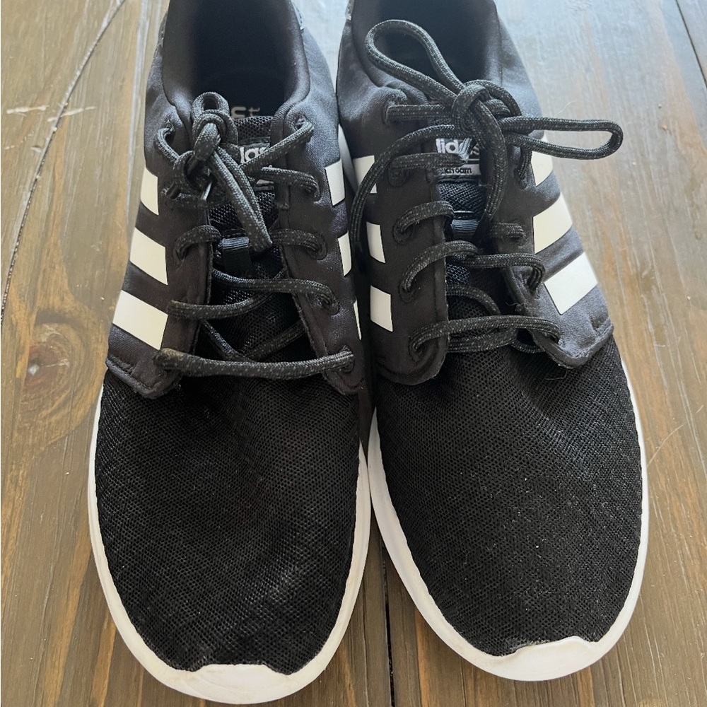 Adidas Men's Black and White Sneakers